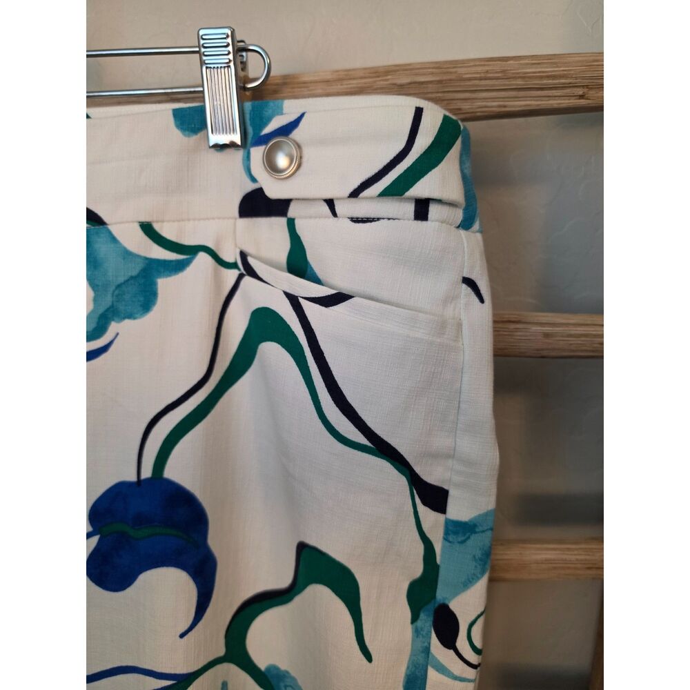 Chico's Linen Blend Crop Pants Size 2 Large Blue Green Floral Botanical - Picture 5 of 9